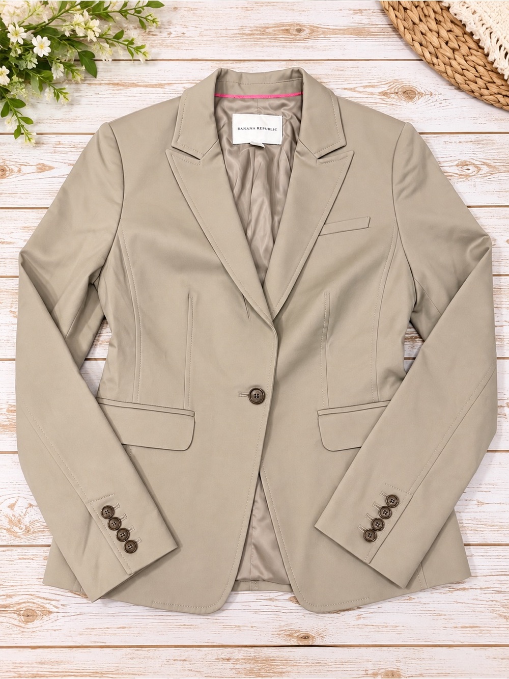Banana Republic Women's Light Beige Single-Button Blazer